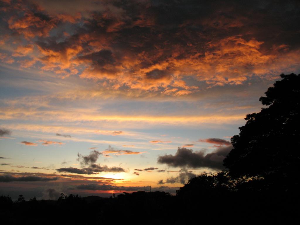 Sunset Hotel Monteverde 외부 사진